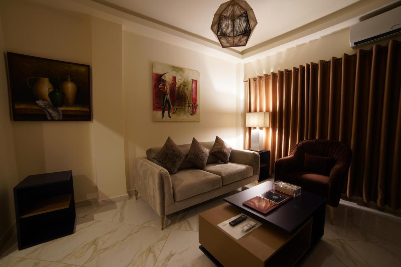 Home Suites Boutique Hotel Freetown Eksteriør billede