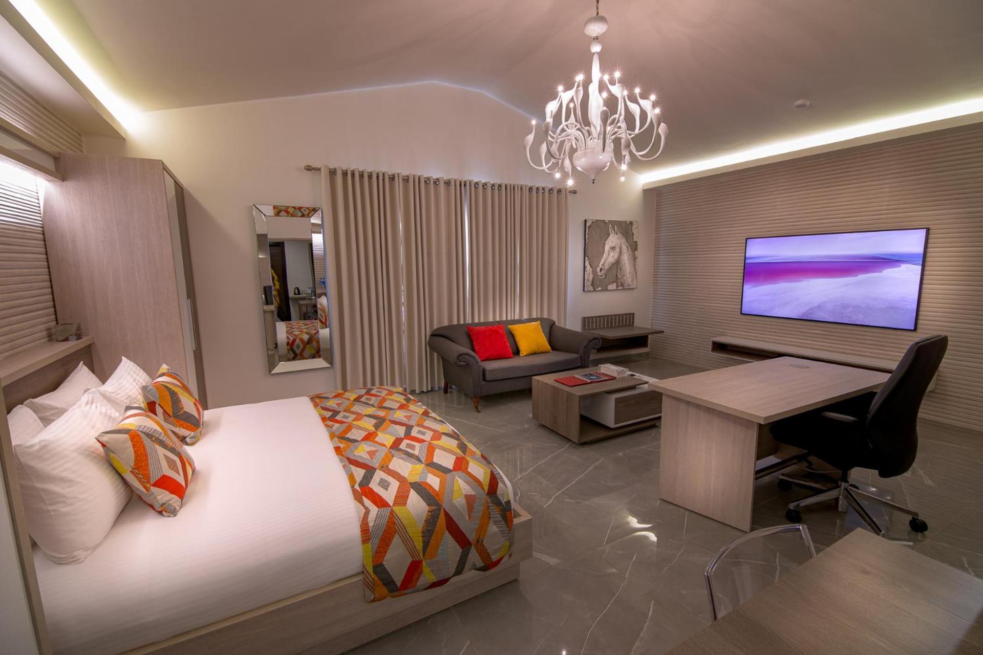 Home Suites Boutique Hotel Freetown Eksteriør billede